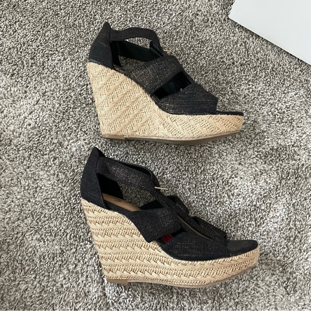 Wedge sandals